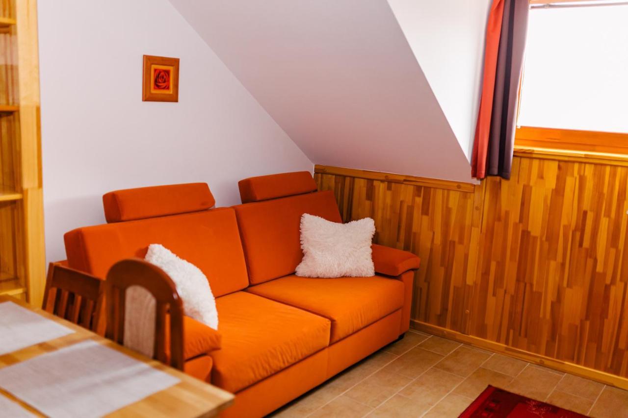 Niki Apartman Gyula Exterior photo