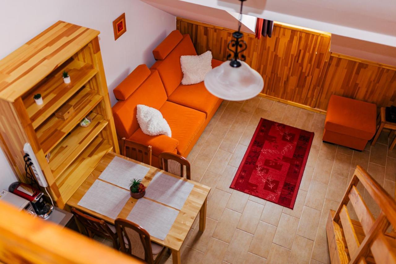 Niki Apartman Gyula Exterior photo