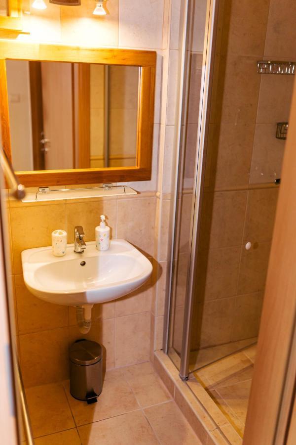 Niki Apartman Gyula Exterior photo